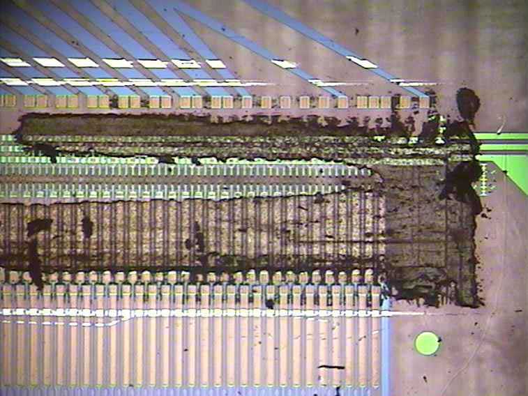 Panel po odstranění čipu